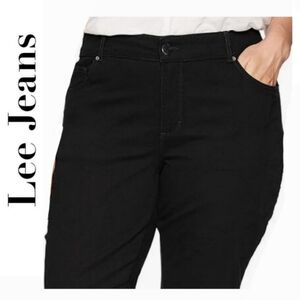 (26W PLUS) PETITE Black Denim Jeans